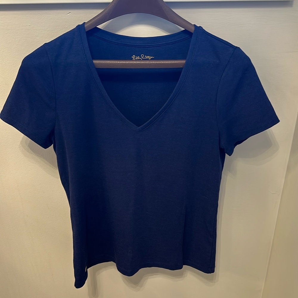 Lily Pulitzer V-neck short sleeve top